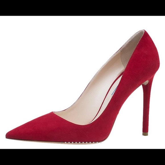 Prada Shoes - Prada suede Pumps